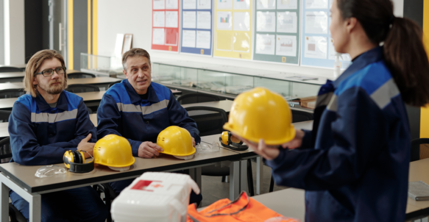 Szkolenie BHP dla pracowników biurowych – dlaczego jest niezbędne?